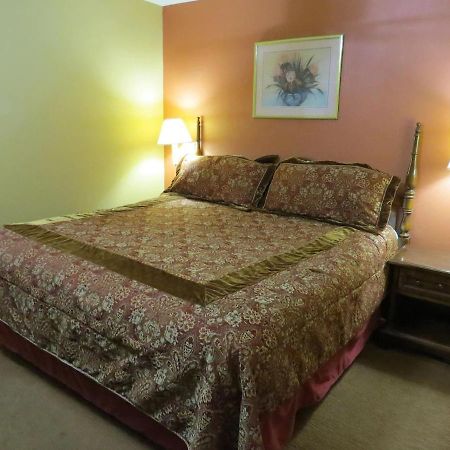 First Western Inn Caseyville Экстерьер фото
