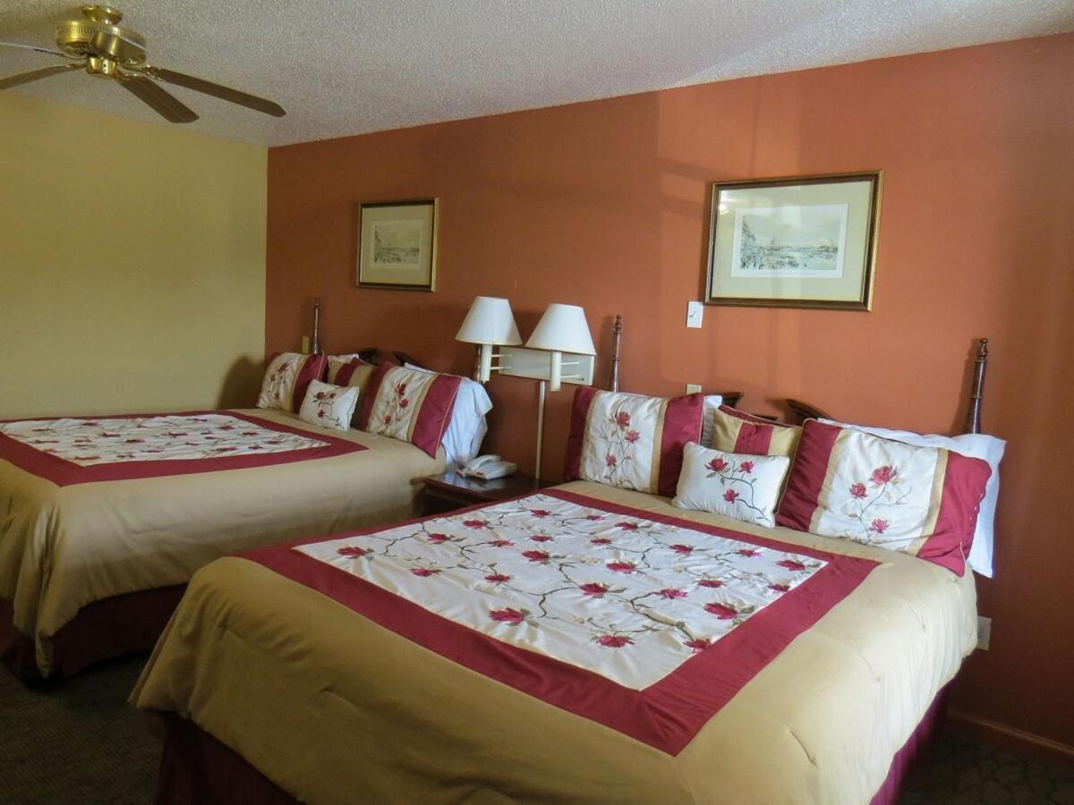 First Western Inn Caseyville Экстерьер фото